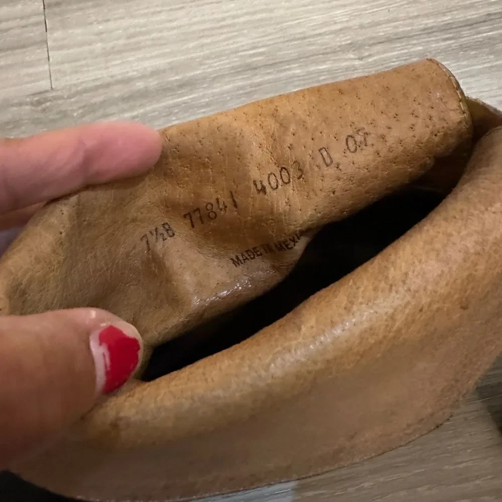 Frye size 7 1/2